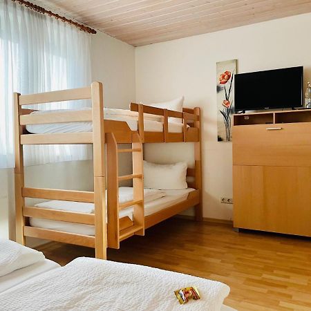 Gastehaus Gluck Wir Haben Immer Eintrittskarten Fur Den Europa-Park Fur Sie! Hotel Rust Eksteriør billede