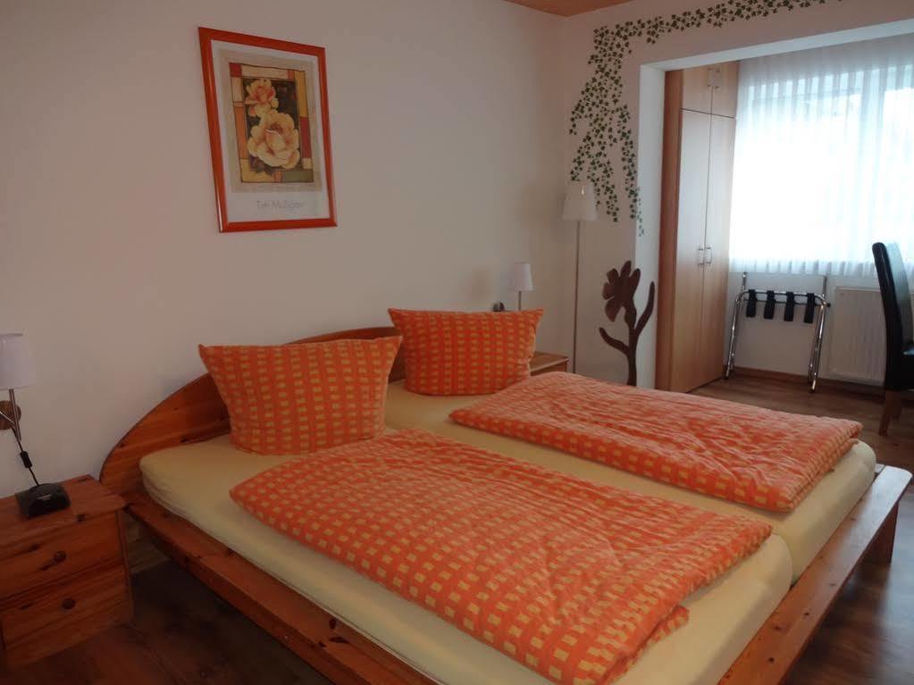 Gastehaus Gluck Wir Haben Immer Eintrittskarten Fur Den Europa-Park Fur Sie! Hotel Rust Eksteriør billede