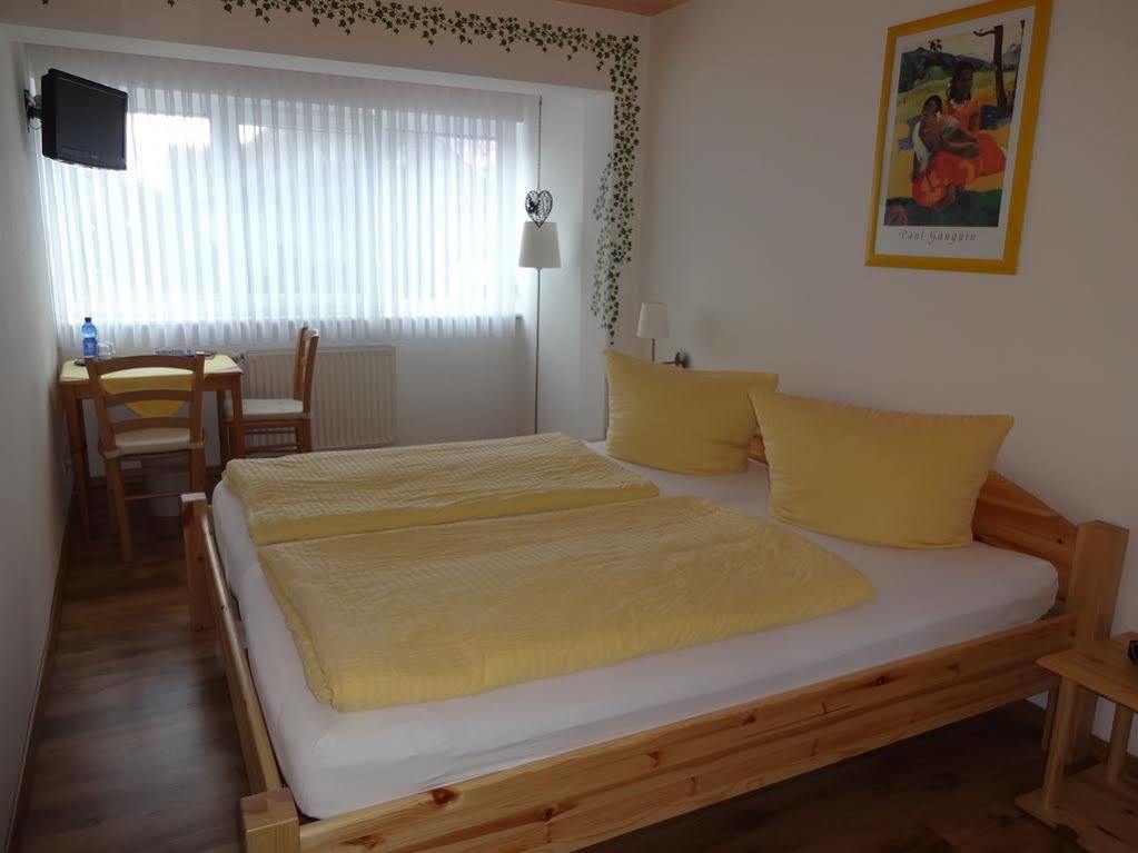 Gastehaus Gluck Wir Haben Immer Eintrittskarten Fur Den Europa-Park Fur Sie! Hotel Rust Eksteriør billede